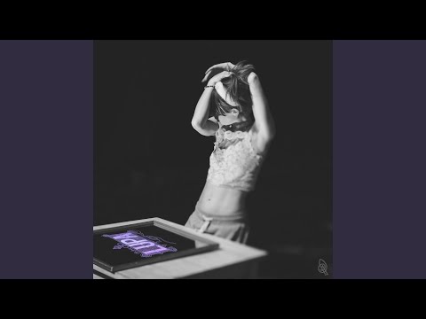 Elsa Hewitt — Multicorp Unicorn