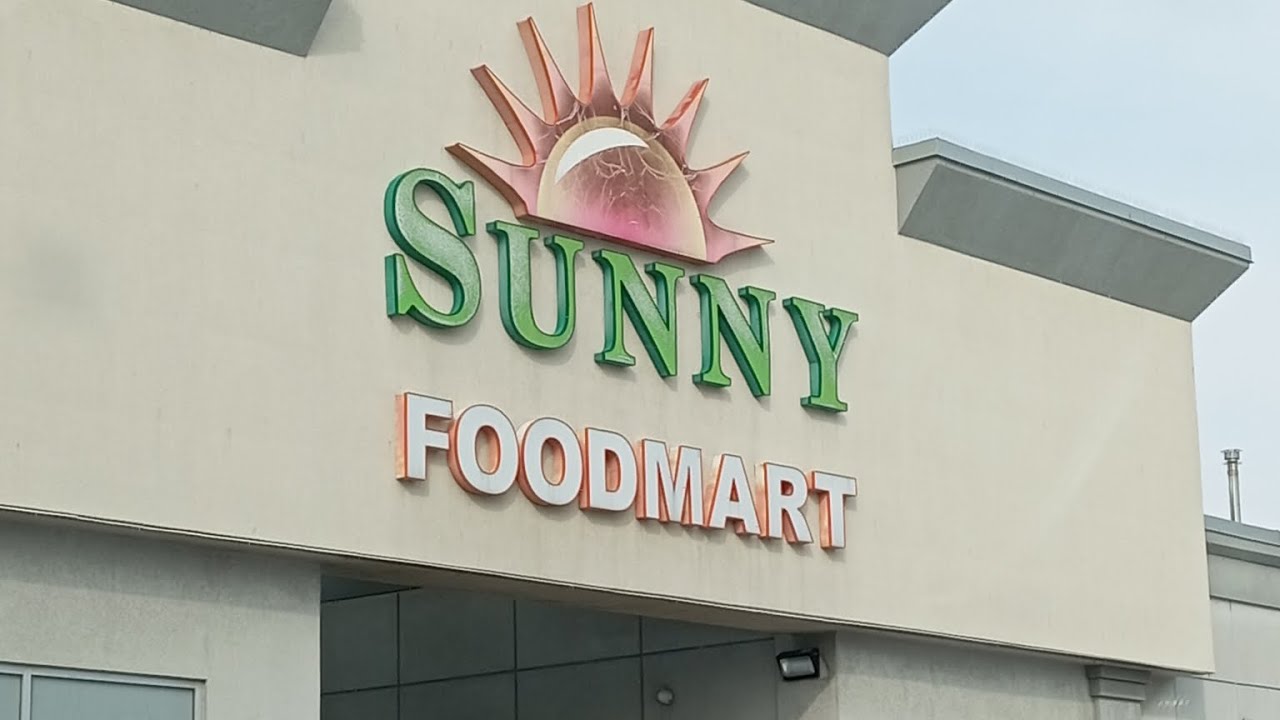 Grocery Shopping at Sunny Food Mart Tronto, ON Canada 