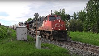 CN Train Spotting HD: CN 2248 & 2596 Leads CN M302 East With Nice K5HL! 5/11 6/2/17