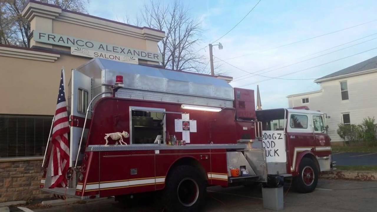 FireDogz Fire truck Food truck - YouTube