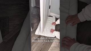 An easy way to make any room feel quieter #momhack #travelhack #doorhack #parentingtips #lifehack
