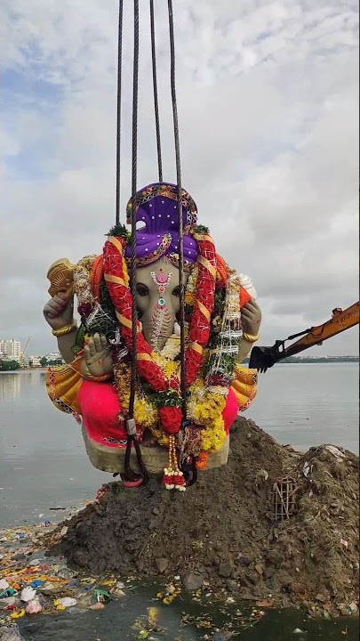 Ganesh nimajjanam in tank bund #shorts #ganeshnimajjanam2023 #tankbundganeshnimajjanam #ganesh