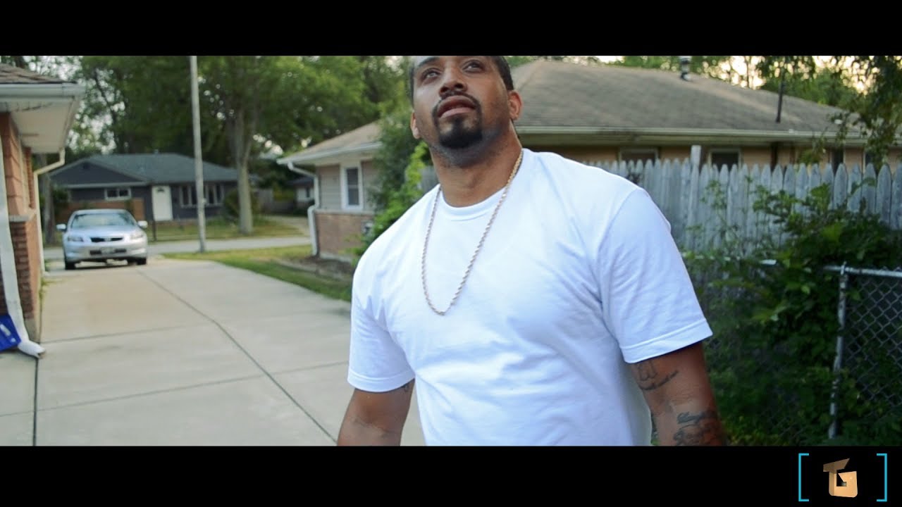 Watch HOL'UP - CASH BREAD FT KORT on YouTube Watch HOL'UP - CASH BREAD FT KORT on YouTube
