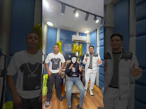 أنا بتقطع من جوايا حسام شيكو