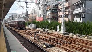 阪急電鉄正雀駅で6000系6021F回送列車の発車シーン（2020年10月5日月曜日）携帯電話で撮影