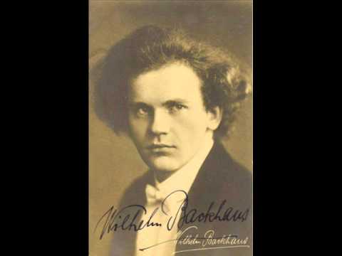 Wilhelm Backhaus plays Kreisler "Liebesleid" (arr. Rachmaninoff)