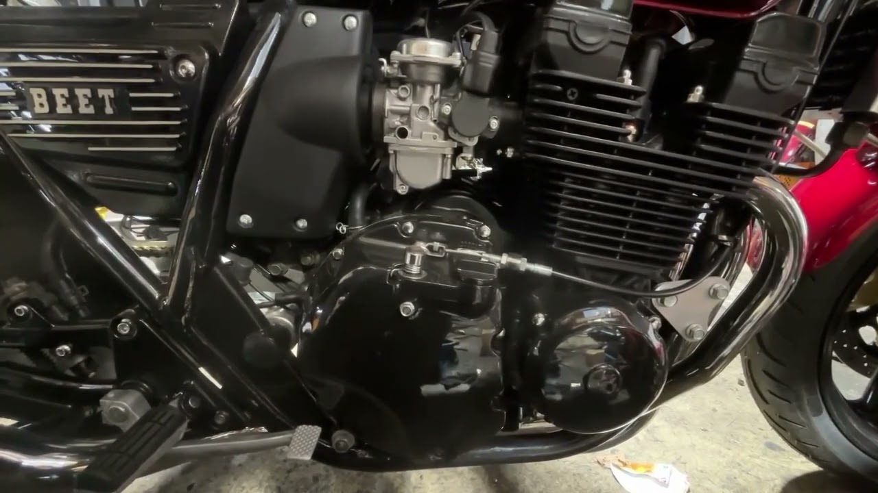 ヤマハ XJR400 4HM 始動確認動画 - YouTube