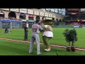 Astros mascot Orbit comes up short while Tiger hunting