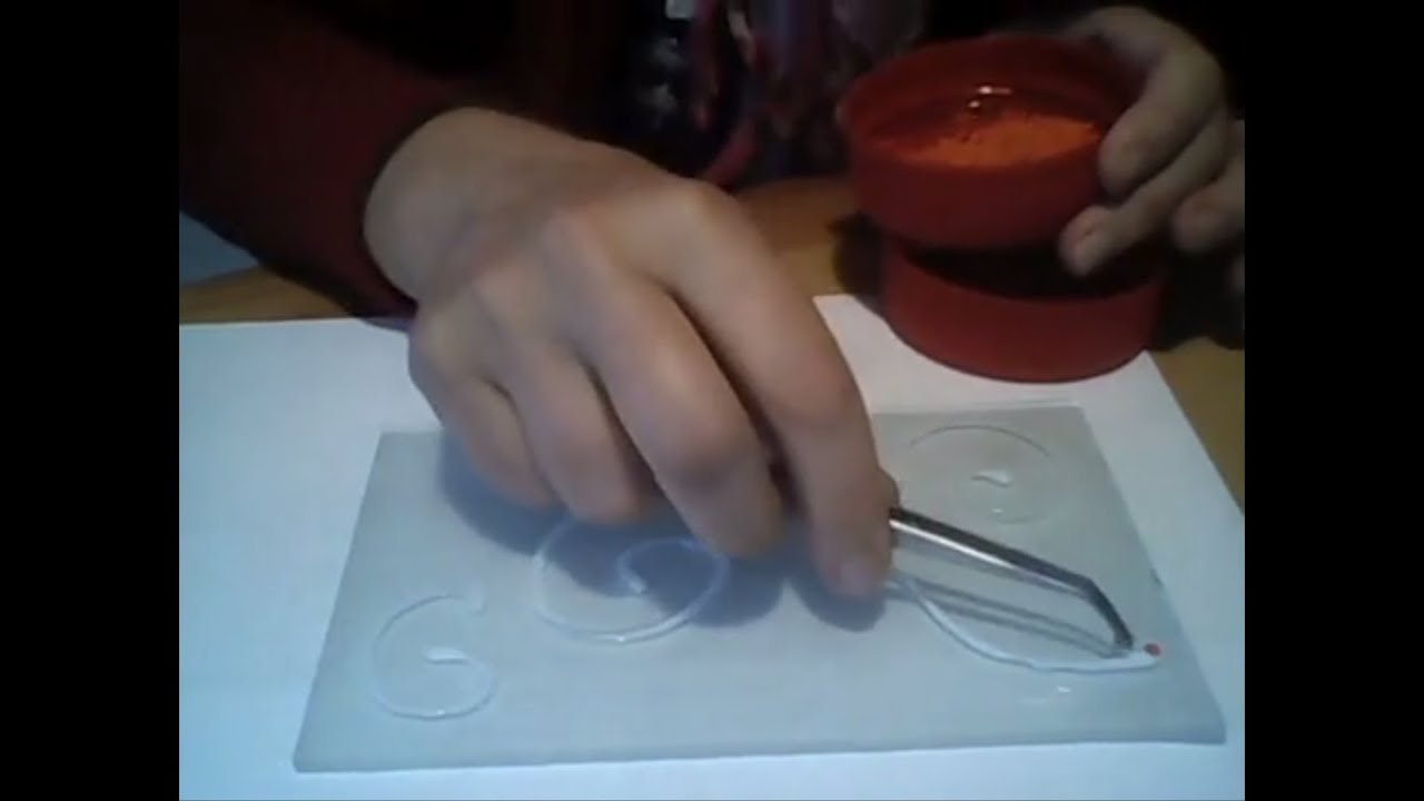 Elaborando piezas con mostacillas en vitrofusión - Judith Edery