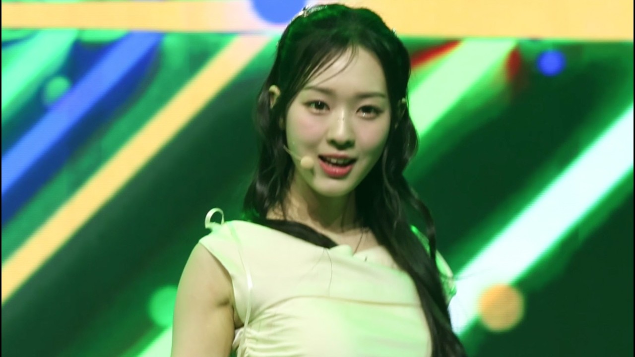 tripleS 'Generation' Soomin Focus (4K Vertical / Authentic