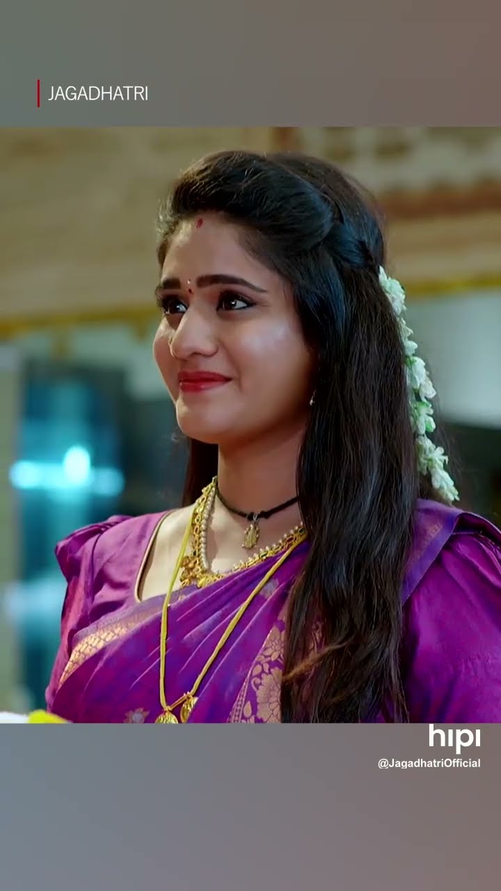 Kāśiki jagad'dhātriki sahāyaṁ cēśāḍu. Kēdār jagad'dhātriki māṭa iccāḍu. @ZeeTelugu