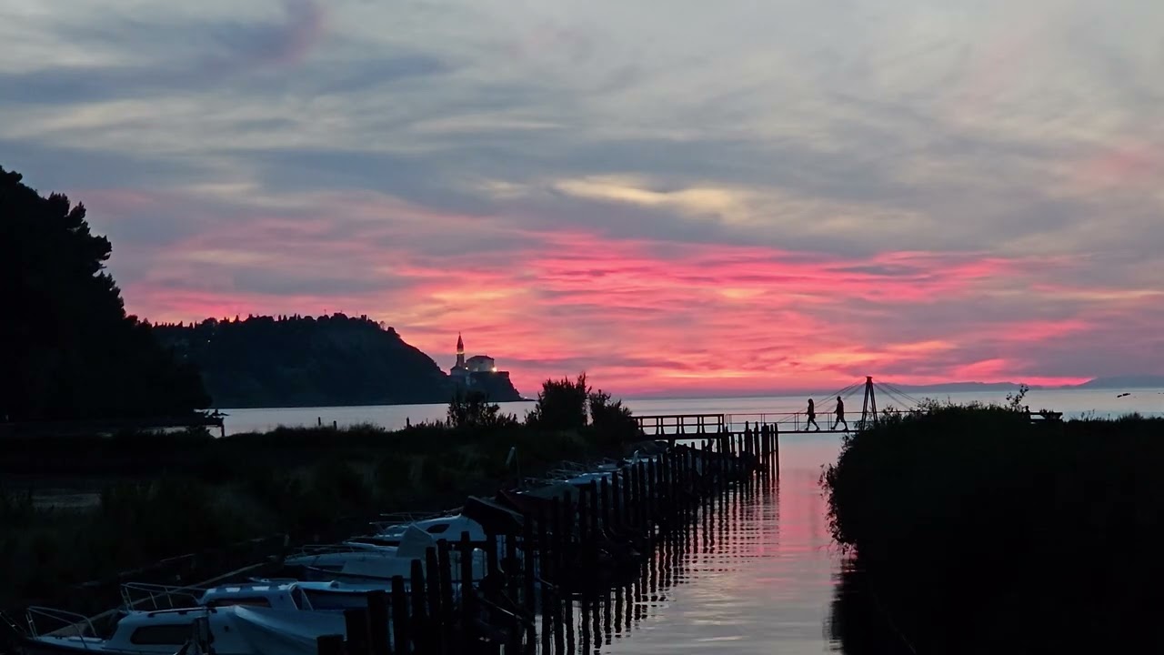 Liquefaction - Fluide adlı videoyu YouTube'da izle Liquefaction - Fluide adlı videoyu YouTube'da izle