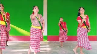 || GAIRI KHET KO SIRAI HANYO || COVER DANCE BY PRIYARAI ||