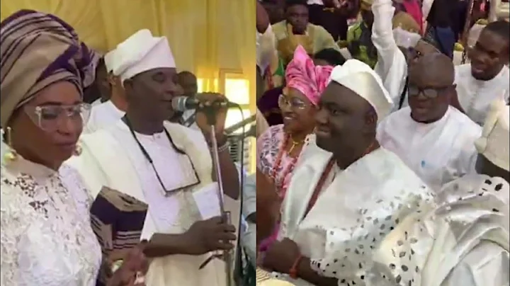 WATCH MOMENT ALAAFIN OYO OBA AKEEM OWOADE DANCE ON STAGE WITH K1 D ULTIMATE WASIU AYINDE IN OYO