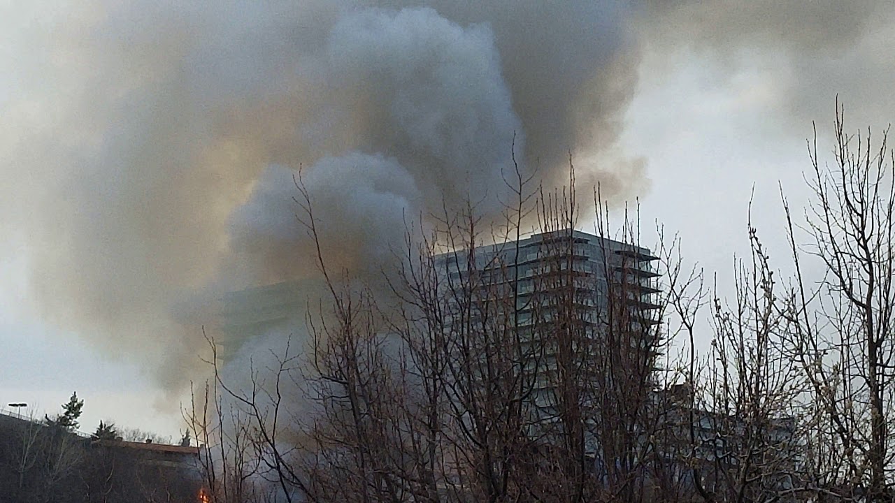 Fire on the cliffs of Cliffside Park, NJ. YouTube