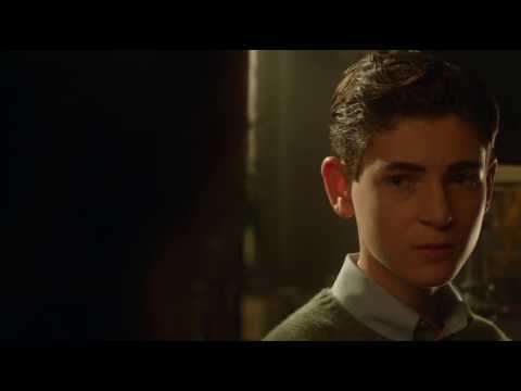gotham-2x13-bruce-and-leslie