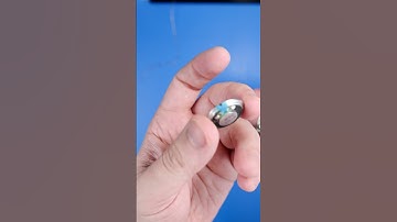 Replacing the Speaker on a Pokémon Game Boy Color!