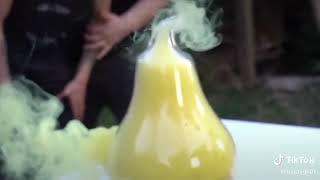 Tu Gök Tiktok Videosi Çekiyor