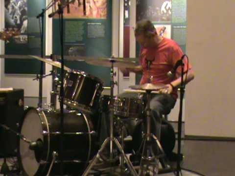 Mar Dizon - world class jazz drummer, with Johnny Alegre ...