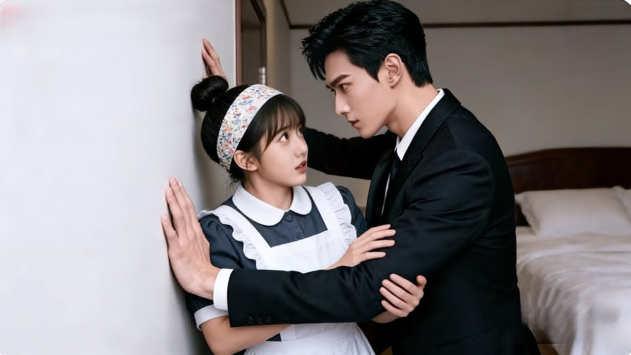 身價千億的總裁無意與貧窮鄉下女孩共處一室，看見她睡著的側顏，一向克制的他瘋狂心動，吻了上去！🎈#甜寵#灰姑娘#偶像#总裁