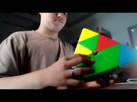 4.85 27cm Pyraminx Average - 2.66 YTWB single.