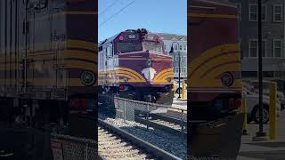 MBTA F40PH-3C 1030 B&amp;M Heritage Unit leaves Mansfield #mbta #train #railtrack #railroad #railway