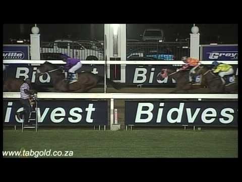 Vidéo de la course PMU MAIDEN PLATE