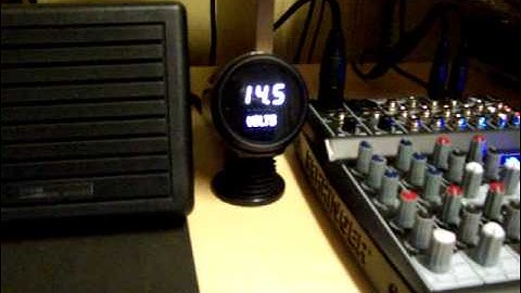 Intellitronix LED Digital Voltmeter & Vumaxx Gauge Holder!
