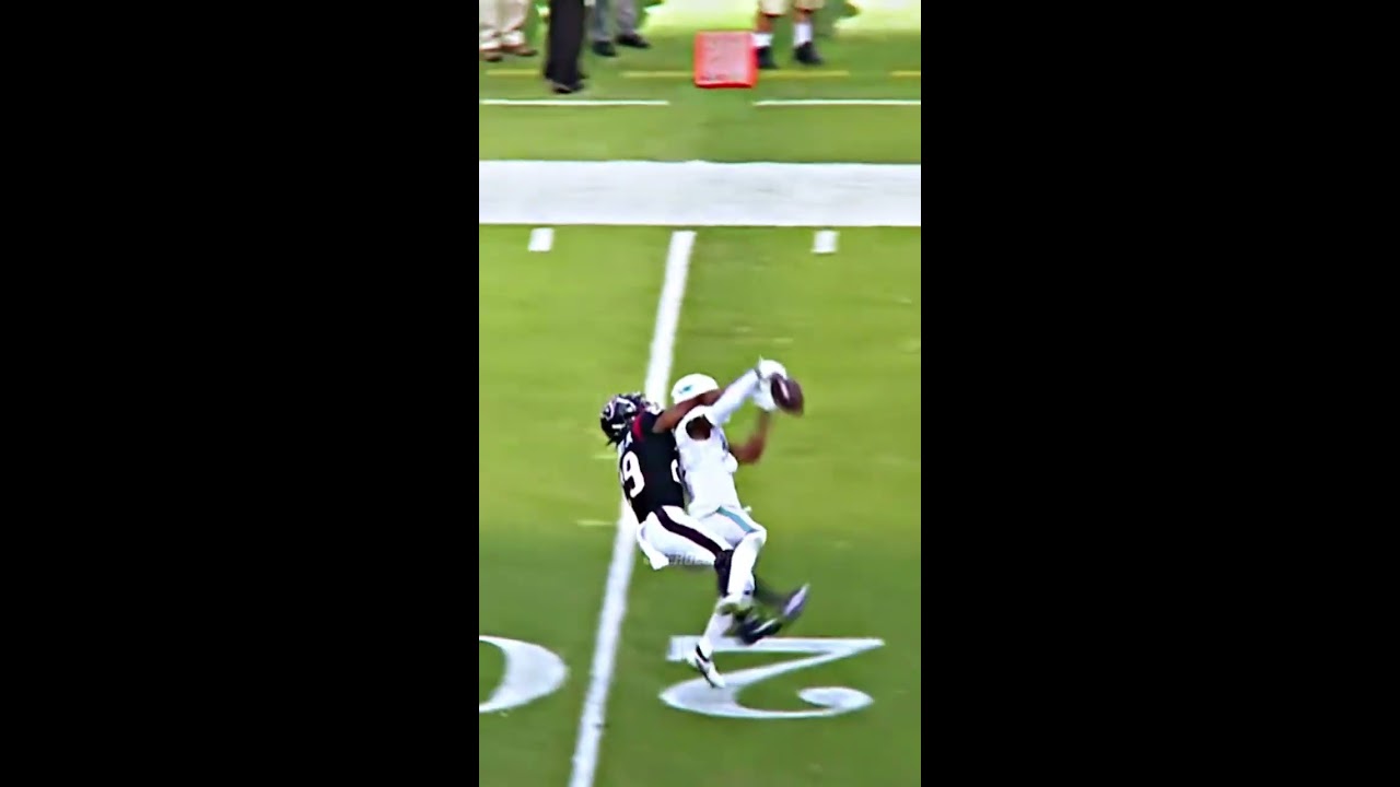 Jaylen Waddle Shorts