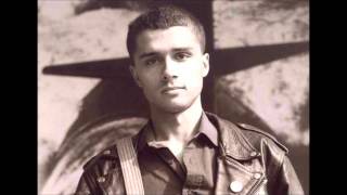 Артур Петров & Rhy - Шла Война