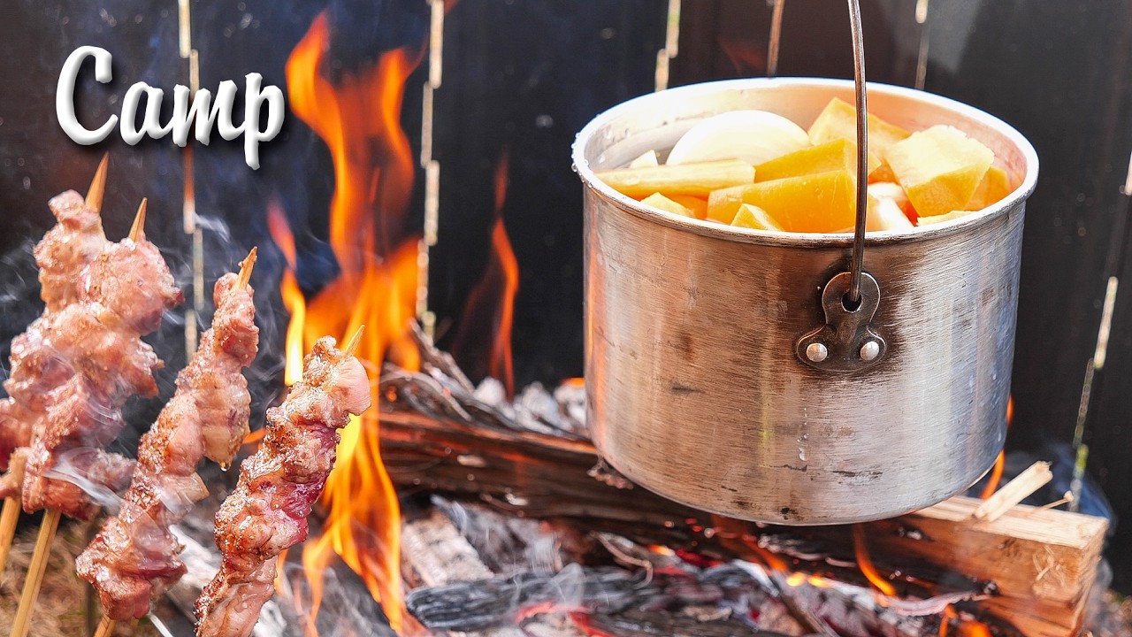 焚き火で肉を炙ってポトフを作る
