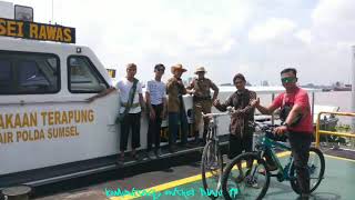 Salam Besi Tua Penyatu Jiwa