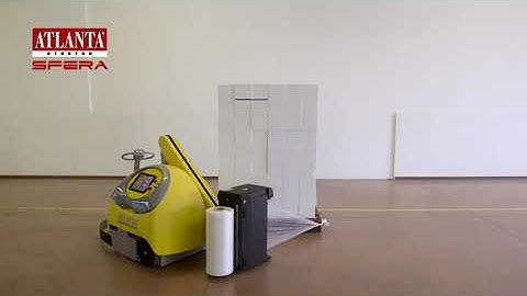 Pallet wrapping robot