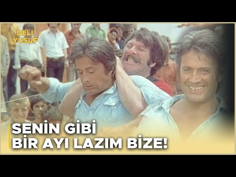 Deli Yusuf Türk Filmi | Mahalleli Deli Yusuf'a Sırt Çeviriyor!