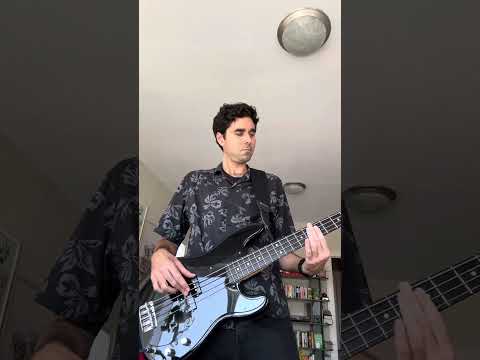 The Crystal Tears “Por Eternidad” bass cover.