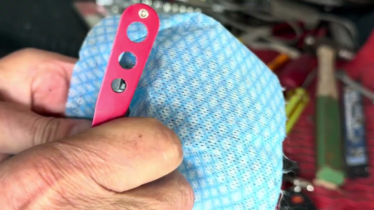 427 2009 Pontiac torrent ignition key not turning off ? On ? Key hard to come out  ?