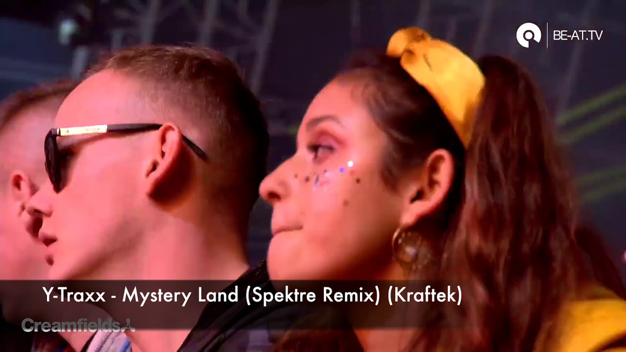 Carl Cox @ Creamfields 2018 dropping Y-Traxx - Mystery Land (Spektre Remix) (Kraftek)