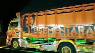 Truck anti gosip ngeblong di pantura ketika jam malam mepet🤘