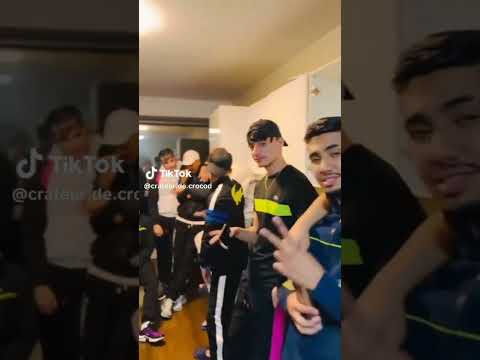 انا هو القائد تاع المجرمين  