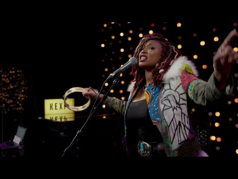 Mumu Fresh State Of Emergency Live On KEXP