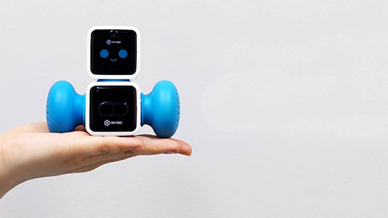 Hottest Gadgets of the Month Hottest Gadgets of the Month