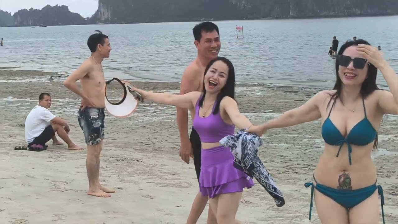 Buổi chiều Hạ Long ,  Quảng Ninh ...