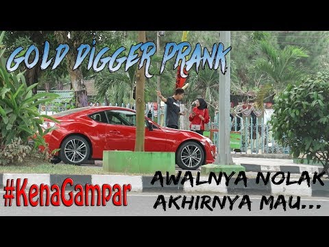 prank-cewe-matrek-gone-wrong?!-*sampe-kena-tampar*-"gold-digger-prank-indonesia"