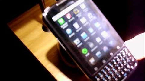 Motorola Pro hands-on at #MWC11