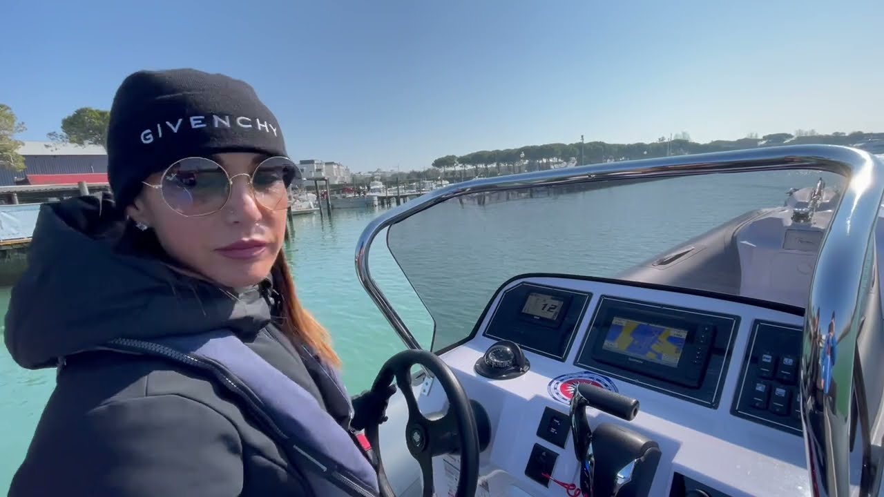 ELEONORA ORMEGGIO DI DRITTA