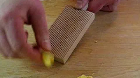 Making Pasta with the Gnocchi Board
