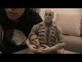 NECA Engineer in pressure suit review en español