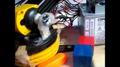 brazo robotico con sensor de colores