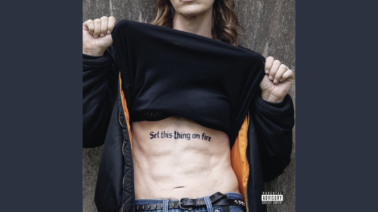 How To Clear A Room bekijken op YouTube How To Clear A Room bekijken op YouTube