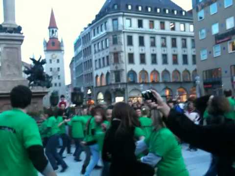 St Patrick's Day - Irish Dance Flashmob, Munich, 17.03.2010